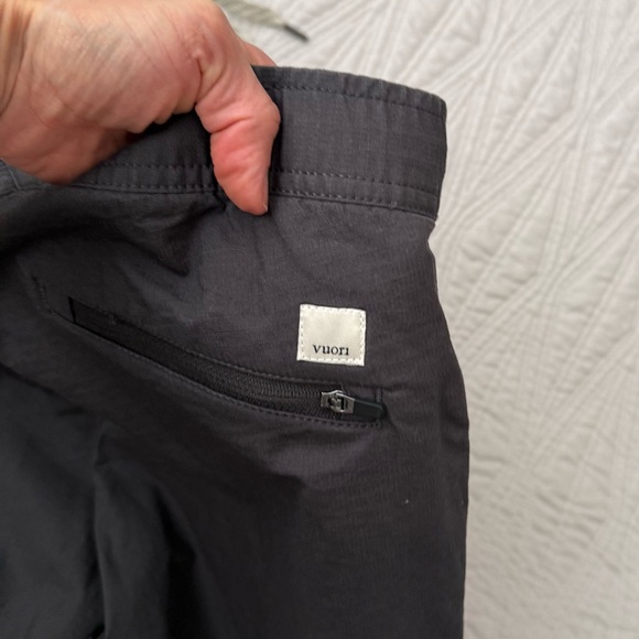 VUORI Drawstring Chino - Picture 9 of 9